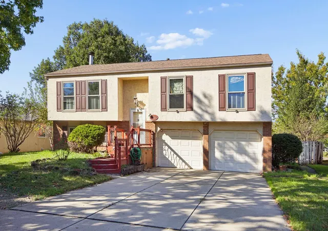 Photo 2 of Single family home for sale at 5252 Taylor Ln Ave, Hilliard, OH 43026 | MLS# 226039361 | Listing updated on 2026-10-25