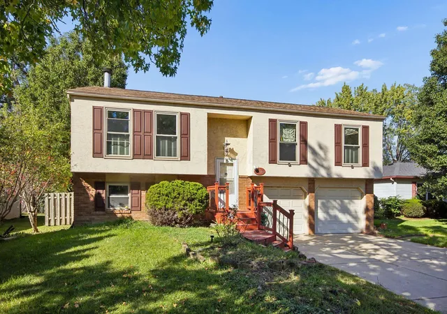 Photo 3 of Single family home for sale at 5252 Taylor Ln Ave, Hilliard, OH 43026 | MLS# 226039361 | Listing updated on 2026-10-25