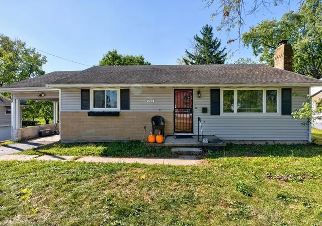 Photo 1 of Single family home for sale at 905 N North, Washington Court House, OH 43160 | MLS# 226038669 | Listing updated on 2026-10-24