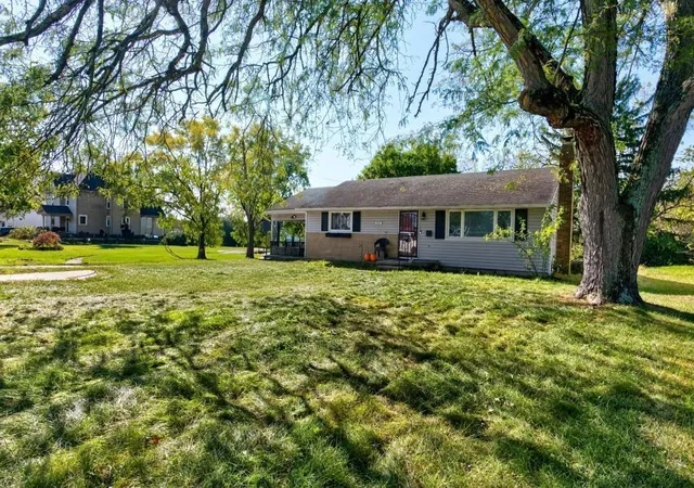 Photo 4 of Single family home for sale at 905 N North, Washington Court House, OH 43160 | MLS# 226038669 | Listing updated on 2026-10-24