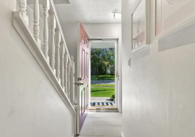 Photo 3 of Single family home for sale at 4999 Castlerea Ct, Columbus, OH 43221 | MLS# 226038730 | Listing updated on 2026-10-25