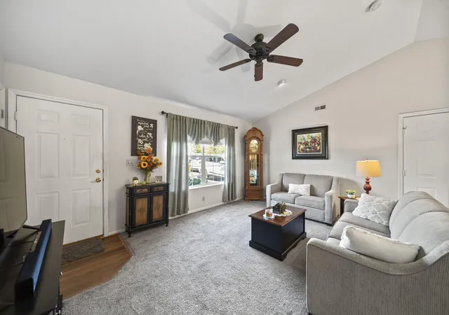 Photo 4 of Condo for sale at 1306 Old Pond Dr, Marion, OH 43302 | MLS# 226038712 | Listing updated on 2026-10-12