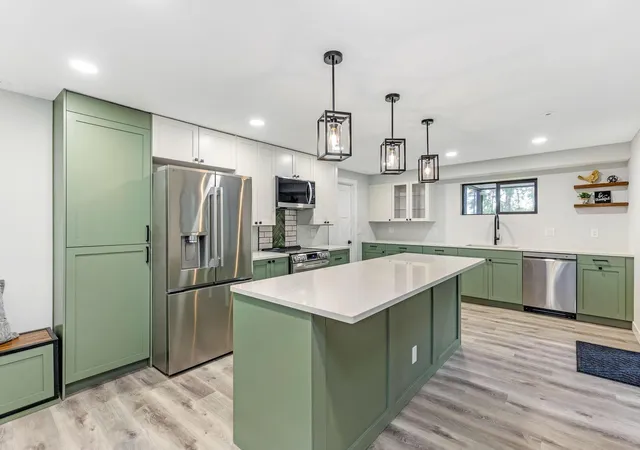 Photo 2 of Single family home for sale at 6730 Albanyview Dr, Westerville, OH 43081 | MLS# 226038842 | Listing updated on 2026-10-29
