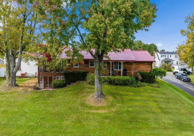 Photo 1 of Single family home for sale at 500 Summer St, New Lexington, OH 43764 | MLS# 226038716 | Listing updated on 2026-10-30