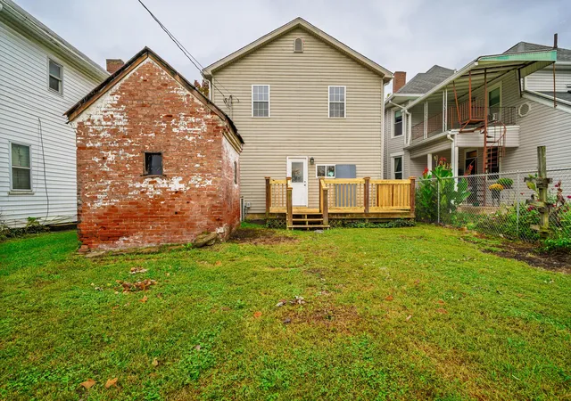 Photo 2 of Single family home for sale at 299 N High St, Chillicothe, OH 45601 | MLS# 226038736 | Listing updated on 2026-10-23