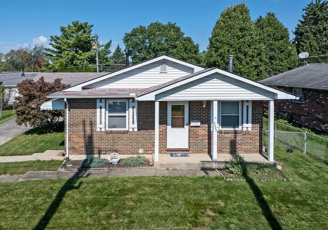 Photo 1 of Single family home for sale at 4582 Etna Rd, Columbus, OH 43213 | MLS# 226039059 | Listing updated on 2026-10-15