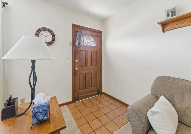 Photo 2 of Single family home for sale at 4582 Etna Rd, Columbus, OH 43213 | MLS# 226039059 | Listing updated on 2026-10-15