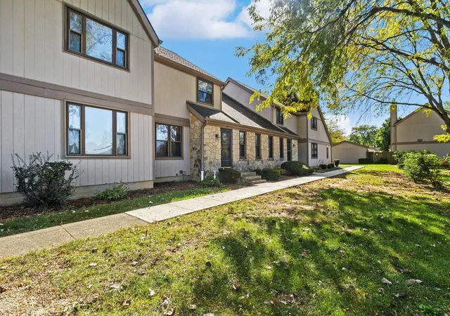 Photo 1 of Condo for sale at 537 Woodingham Pl #2B, Columbus, OH 43213 | MLS# 226038785 | Listing updated on 2026-10-27