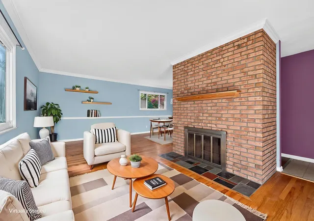 Photo 2 of Single family home for sale at 510 E Stanton Ave, Columbus, OH 43214 | MLS# 226038776 | Listing updated on 2026-10-25