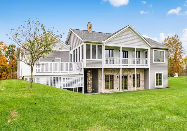 Photo 1 of Single family home for sale at 2461 Hardscrabble Rd, Alexandria, OH 43001 | MLS# 226039476 | Listing updated on 2026-10-26