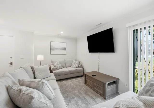 Photo 4 of Condo for sale at 625 Country Clb Dr #E4, Newark, OH 43055 | MLS# 226038840 | Listing updated on 2026-10-24