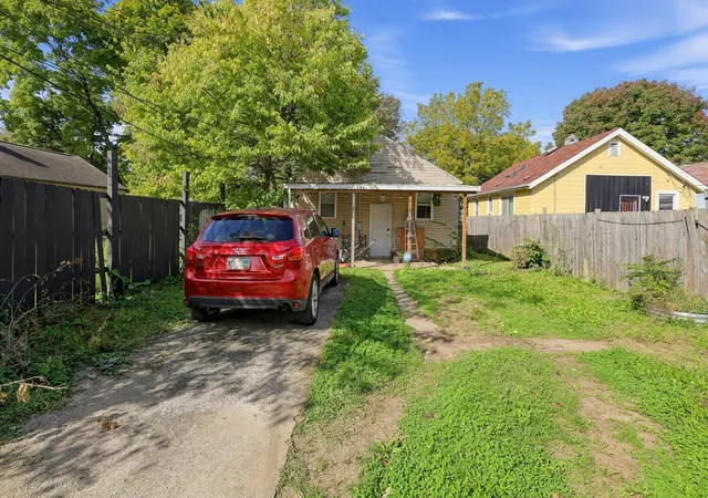 Photo 2 of Single family home for sale at 934 Seymour Ave, Columbus, OH 43206 | MLS# 226038816 | Listing updated on 2026-10-13