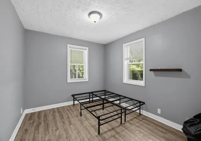 Photo 4 of Single family home for sale at 934 Seymour Ave, Columbus, OH 43206 | MLS# 226038816 | Listing updated on 2026-10-13