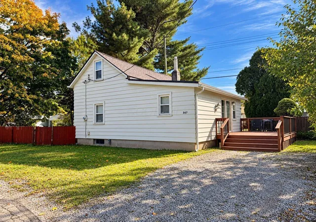 Photo 2 of Single family home for sale at 367 Canal St, Groveport, OH 43125 | MLS# 226038825 | Listing updated on 2026-10-19