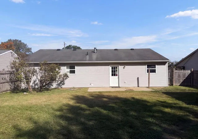 Photo 4 of Single family home for sale at 294 Summit St, Pleasantville, OH 43148 | MLS# 226038935 | Listing updated on 2026-10-29
