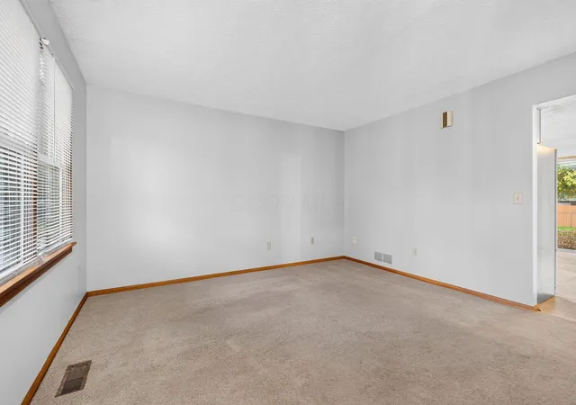 Photo 3 of Single family home for sale at 295 Hearthstone Dr, Delaware, OH 43015 | MLS# 226039699 | Listing updated on 2026-10-22