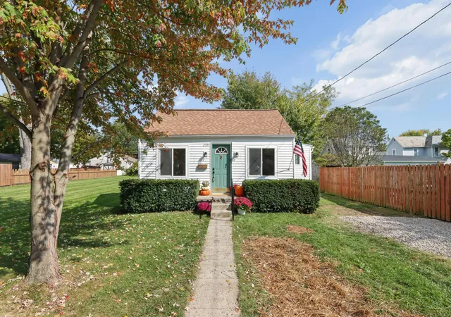 Photo 1 of Sale Pending at 255 Grant Ave, Plain City, OH 43064 | MLS# 226039324 | Listing updated on 2026-10-17