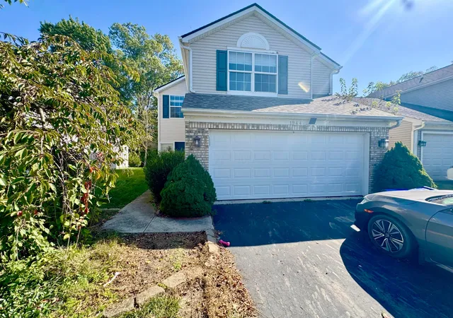 Photo 2 of Sale Pending at 1944 Dry Wash Rd, Hilliard, OH 43026 | MLS# 226038959 | Listing updated on 2026-10-16