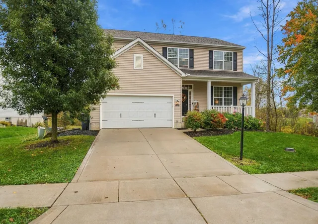 Photo 1 of Single family home for sale at 1728 Keela Dr, Pataskala, OH 43062 | MLS# 226038984 | Listing updated on 2026-10-30