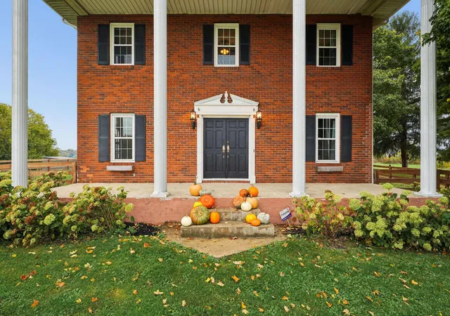 Photo 2 of Sale Pending at 6325 Lancaster Circleville Rd SW, Lancaster, OH 43130 | MLS# 226039352 | Listing updated on 2026-10-26