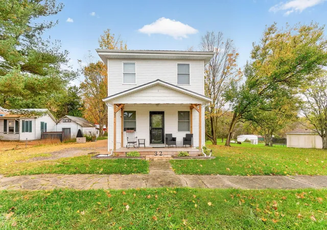 Photo 2 of Single family home for sale at 32 E North St, Marengo, OH 43334 | MLS# 226038992 | Listing updated on 2026-10-19