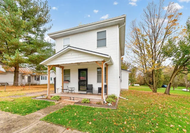 Photo 3 of Single family home for sale at 32 E North St, Marengo, OH 43334 | MLS# 226038992 | Listing updated on 2026-10-19