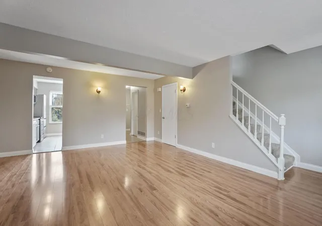 Photo 3 of House for sale at 384-386 W Powell Rd, Powell, OH 43065 | MLS# 226038996 | Listing updated on 2026-10-23