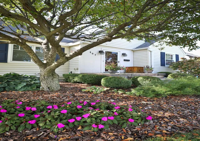 Photo 1 of Single family home for sale at 487 Demorest Rd, Columbus, OH 43204 | MLS# 226039029 | Listing updated on 2026-10-18