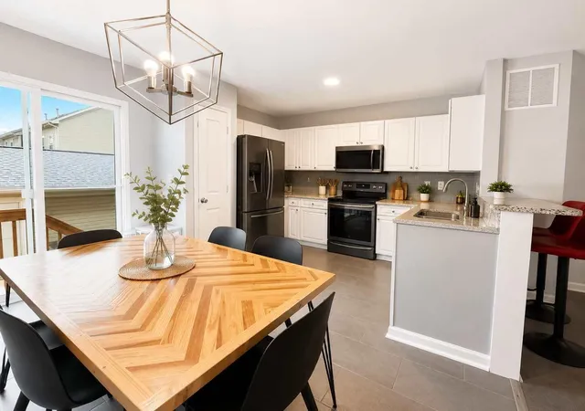 Listing Photo 4 - Condo for sale in building located at 5389 Central College Rd, Westerville, OH 43081