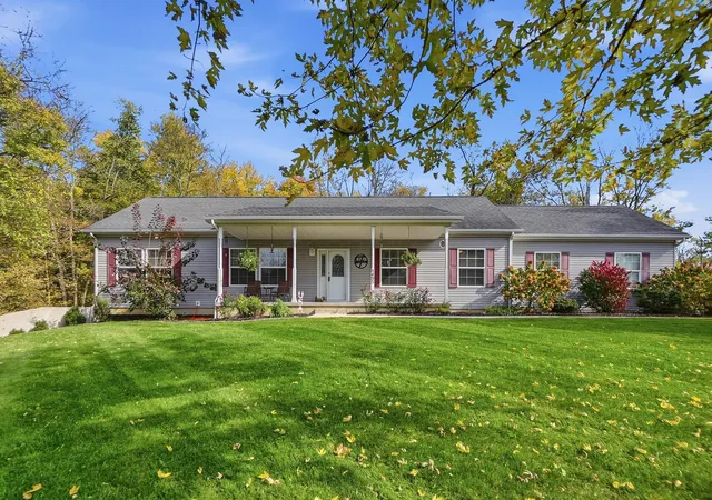 Photo 1 of Single family home for sale at 8495 Plain City Georgesville Rd NE, Plain City, OH 43064 | MLS# 226039024 | Listing updated on 2026-10-29