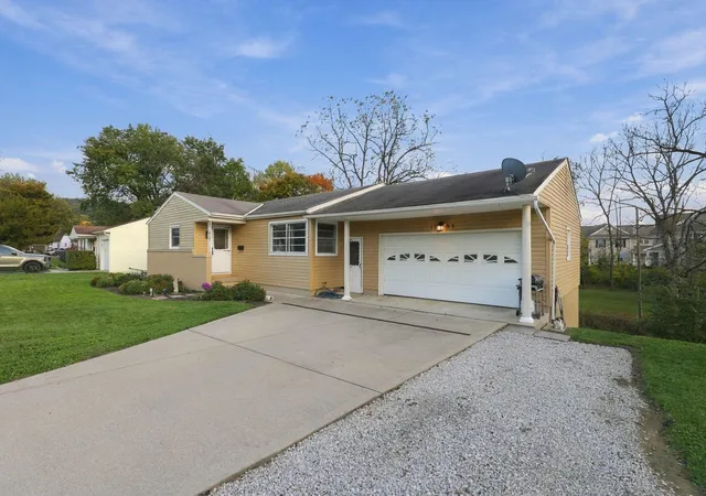 Photo 4 of Single family home for sale at 1795 Nelson Rd, Lancaster, OH 43130 | MLS# 226039280 | Listing updated on 2026-10-30