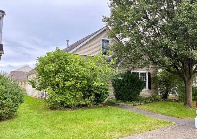 Listing Photo 2 - Condo for sale in building located at 4794 Hoseah St, Columbus, OH 43228 - Unit #117