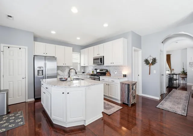 Photo 2 of Single family home for sale at 6164 Braet Rd, Westerville, OH 43081 | MLS# 226039156 | Listing updated on 2026-10-28