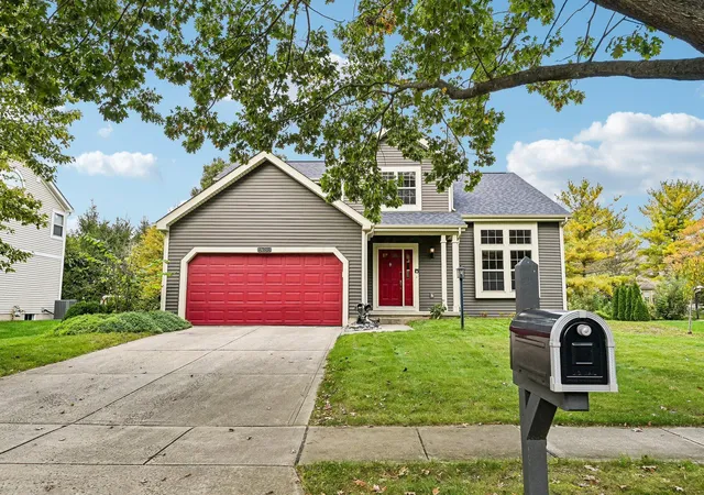 Photo 2 of Single family home for sale at 6288 Wismer Cir, Dublin, OH 43016 | MLS# 226040168 | Listing updated on 2026-10-26