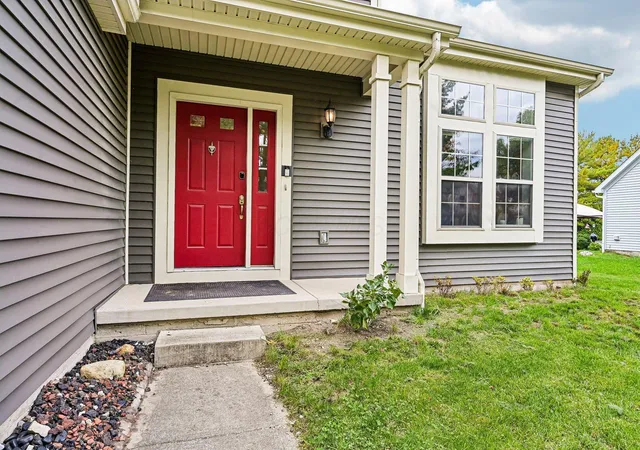 Photo 4 of Single family home for sale at 6288 Wismer Cir, Dublin, OH 43016 | MLS# 226040168 | Listing updated on 2026-10-26