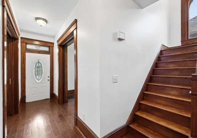 Photo 4 of Single family home for sale at 1646 Bryden Rd, Columbus, OH 43205 | MLS# 226039078 | Listing updated on 2026-10-14