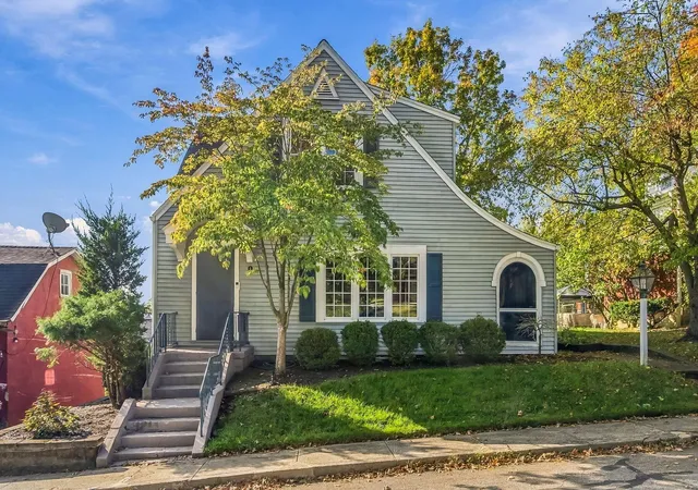 Photo 1 of Single family home for sale at 9 Woodland Ave, Delaware, OH 43015 | MLS# 226039108 | Listing updated on 2026-10-19