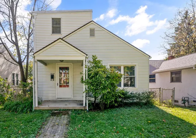 Photo 2 of Single family home for sale at 2725 Allegheny Ave, Columbus, OH 43209 | MLS# 226039131 | Listing updated on 2026-10-29