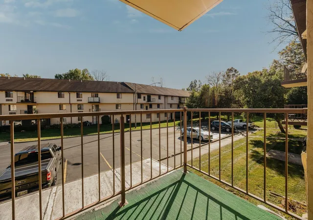 Listing Photo 1 - Condo for sale in building located at 3967 Karl Rd, Columbus, OH 43224 - Unit #225