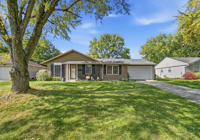 Photo 1 of Single family home for sale at 3255 Erter Dr, Springfield, OH 45503 | MLS# 226039386 | Listing updated on 2026-10-24