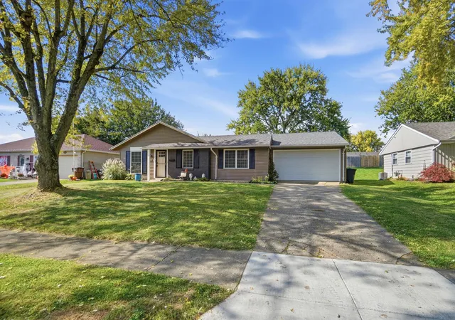 Photo 2 of Single family home for sale at 3255 Erter Dr, Springfield, OH 45503 | MLS# 226039386 | Listing updated on 2026-10-24