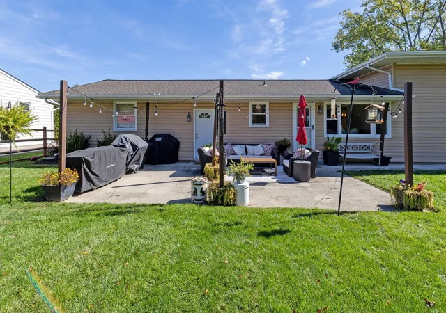 Photo 2 of Sale Pending at 811 Laura Dr, Marion, OH 43302 | MLS# 226039268 | Listing updated on 2026-10-17