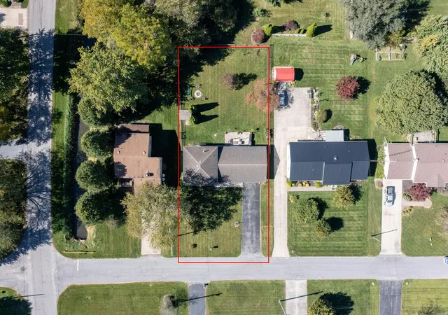 Photo 4 of Sale Pending at 811 Laura Dr, Marion, OH 43302 | MLS# 226039268 | Listing updated on 2026-10-17