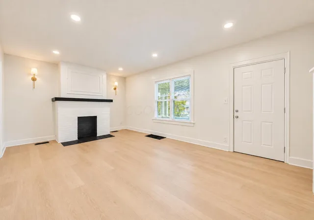 Photo 4 of Single family home for sale at 701 Berkeley Rd, Columbus, OH 43205 | MLS# 226039303 | Listing updated on 2026-10-28