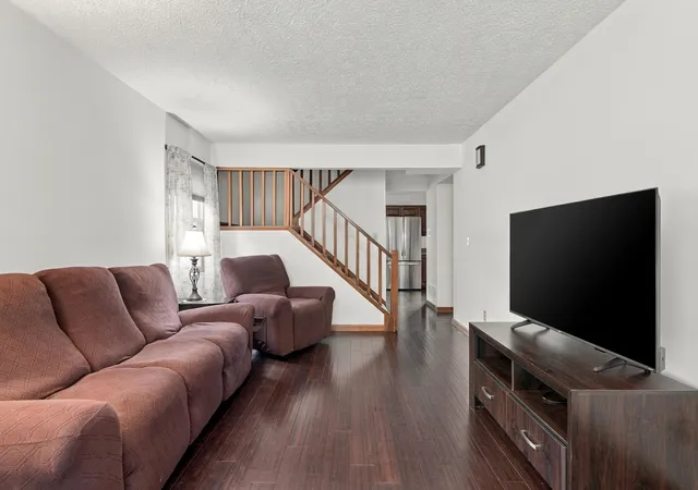 Photo 3 of Condo for sale at 8043 Worthington Lake Dr, Westerville, OH 43081 | MLS# 226039250 | Listing updated on 2026-10-26