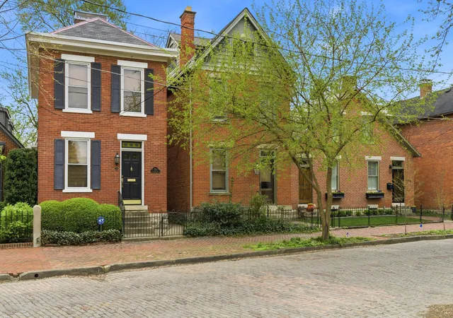 Photo 3 of Single family home for sale at 708 S 5th Street, Columbus, OH 43206 | MLS# 226039212 | Listing updated on 2026-10-27
