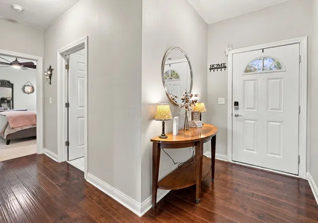 Listing Photo 5 - Condo for sale in building located at 6293 Albany Bend Dr, Westerville, OH 43081 - Unit #6293