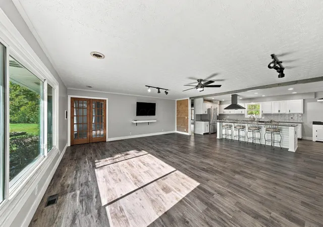 Photo 4 of Single family home for sale at 1566 Kingwood Cir, Marion, OH 43302 | MLS# 226039453 | Listing updated on 2026-10-23