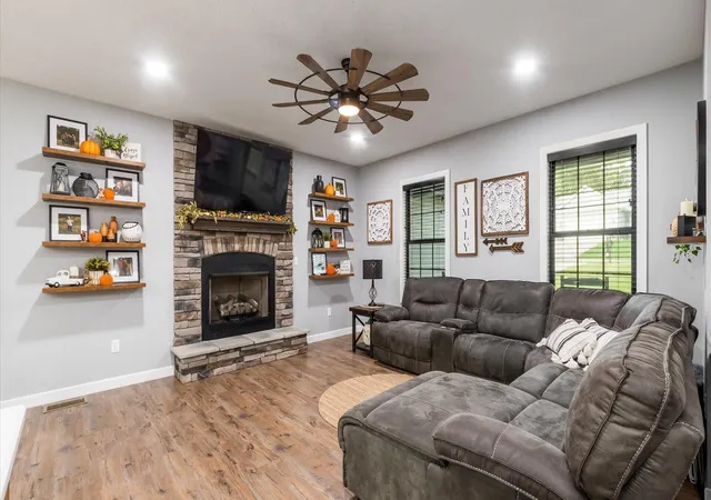 Photo 3 of Single family home for sale at 5094 Bedford Park, Nashport, OH 43830 | MLS# 226039330 | Listing updated on 2026-10-15
