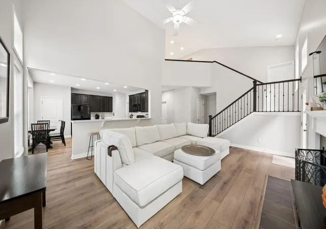 Photo 3 of Single family home for sale at 239 Cambridge Rd, Delaware, OH 43015 | MLS# 226039355 | Listing updated on 2026-10-26